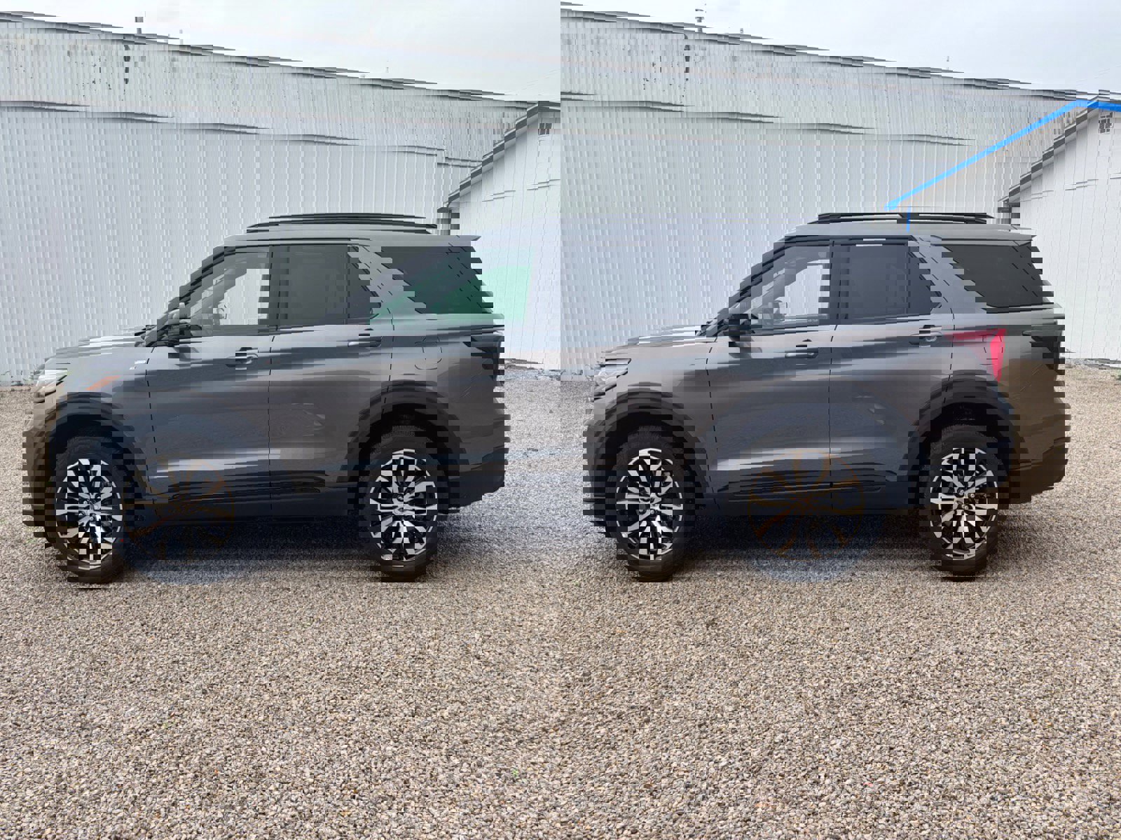 Certified 2025 Ford Explorer ST-Line image 9