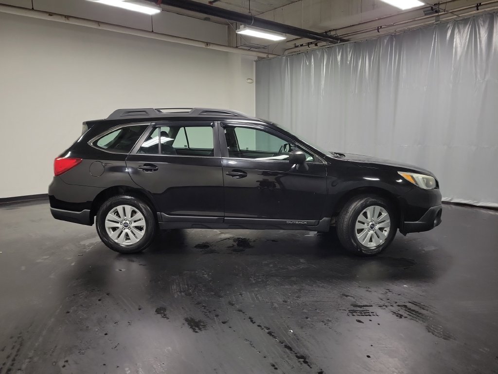 Used 2017 Subaru Outback 2.5i AWD/4WD image 10
