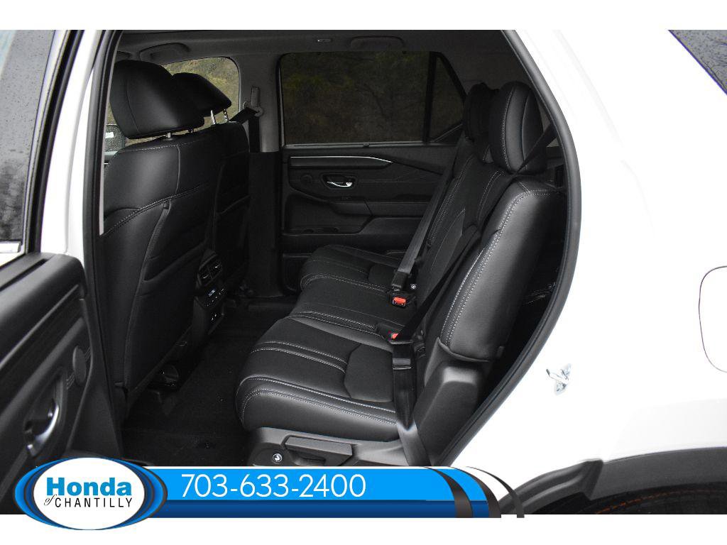 New 2026 Honda Pilot Touring image 31
