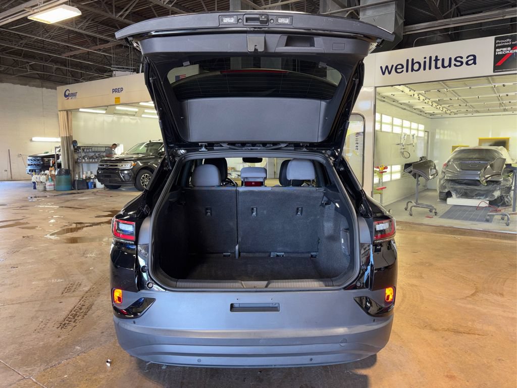 Used 2021 Volkswagen ID.4 Pro RWD image 11