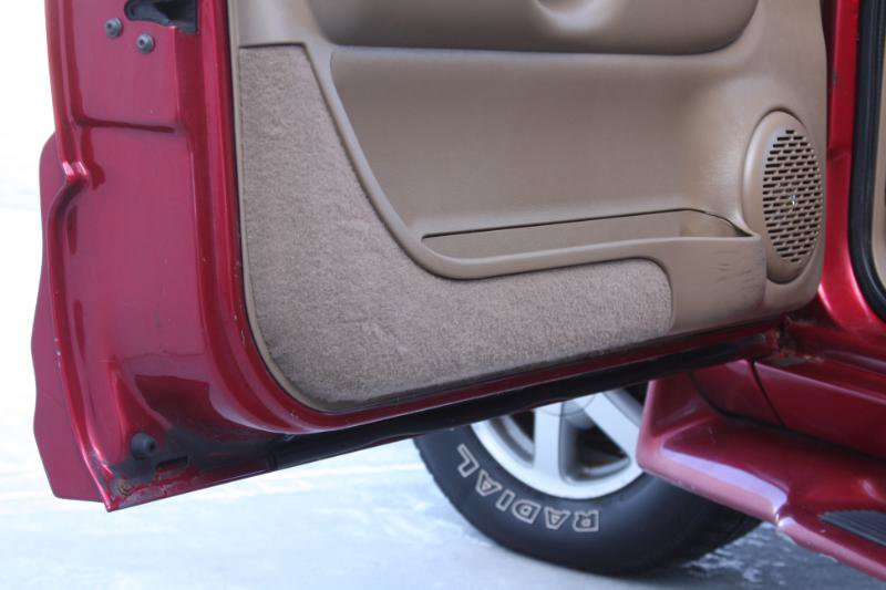 Used 2000 Oldsmobile Bravada AWD w/ Convenience Pkg I image 23