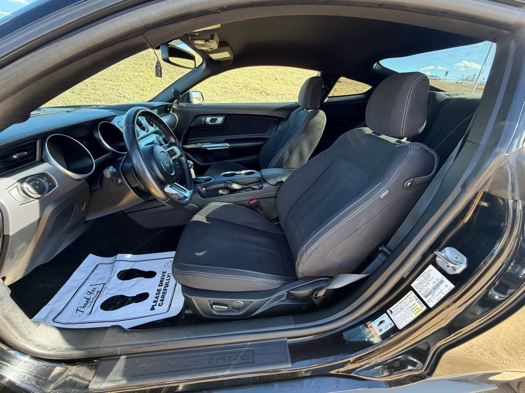 Used 2019 Ford Mustang GT image 18