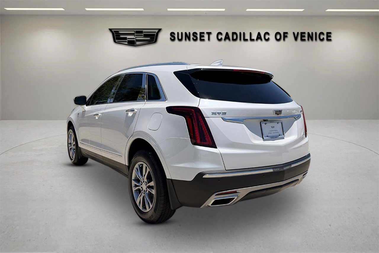 Certified 2023 Cadillac XT5 Premium Luxury FWD image 5
