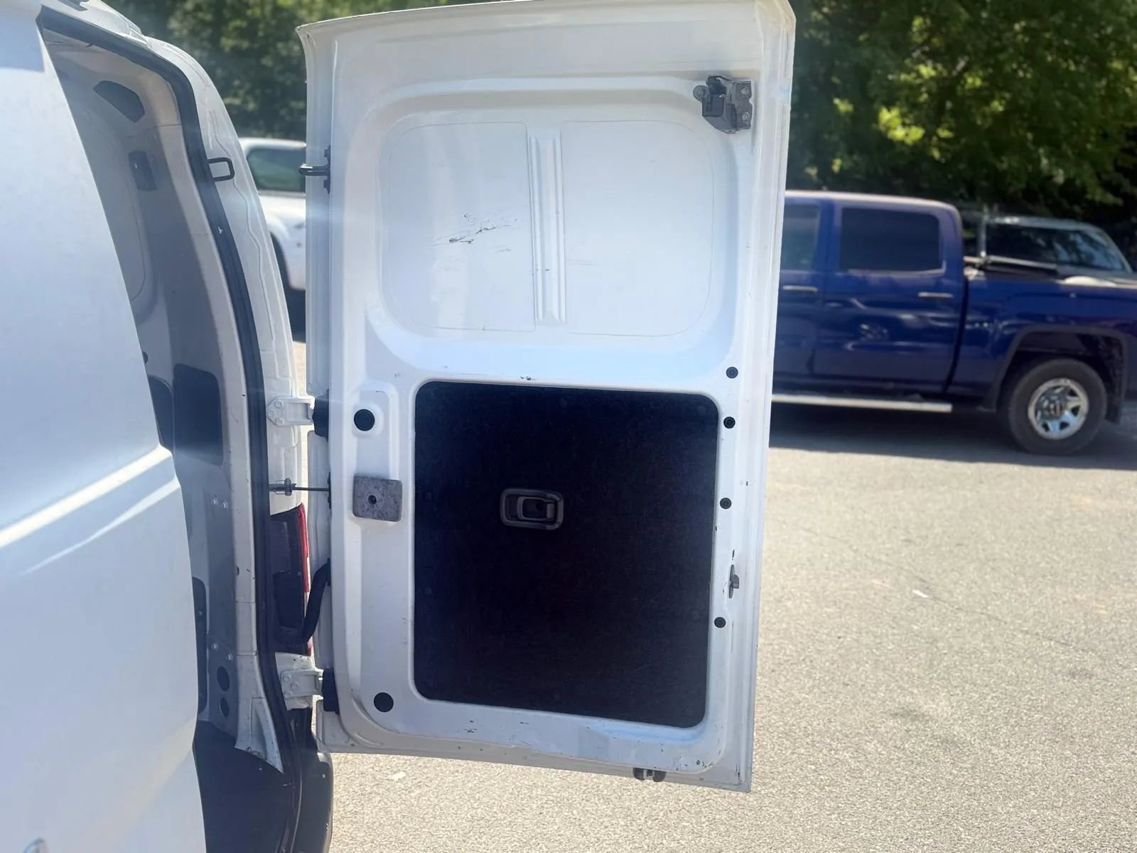 Used 2015 Nissan NV200 SV w/ Technology Package FWD image 13
