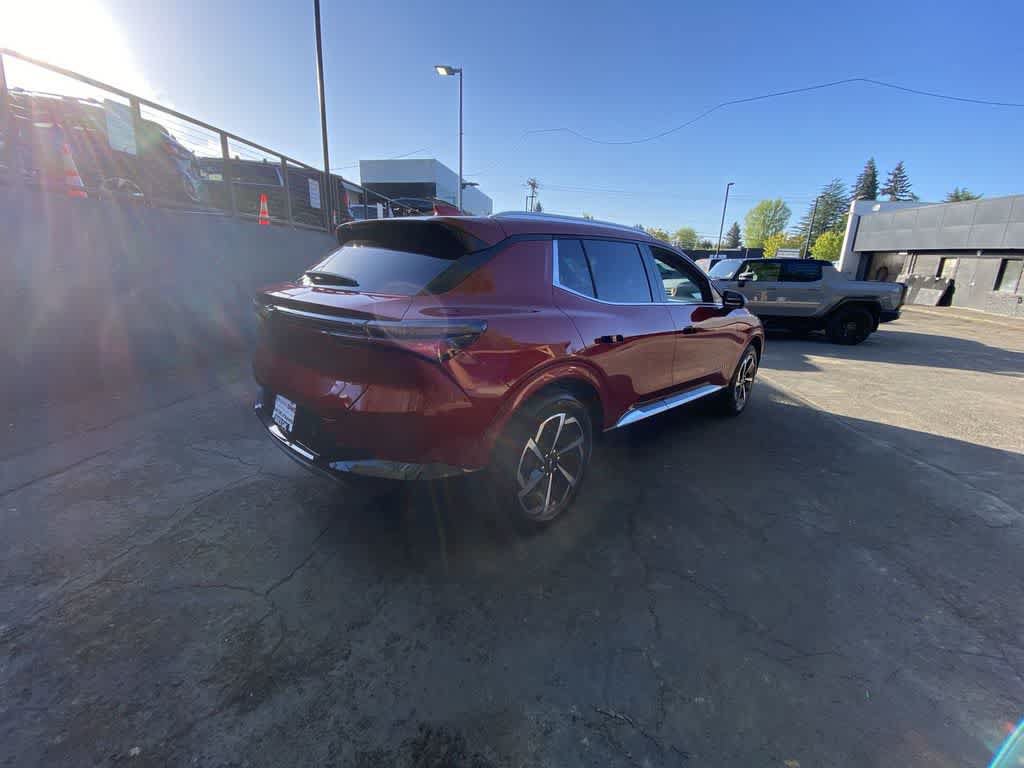 Used 2025 Chevrolet Equinox EV LT w/ Convenience Package FWD image 6