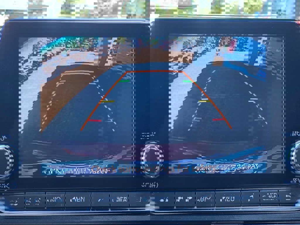 Used 2024 Nissan Altima 2.5 SV image 12