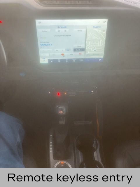 Used 2023 Ford Bronco Badlands image 8