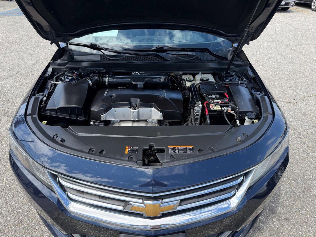 Used 2015 Chevrolet Impala LT w/ Convenience Package FWD image 45