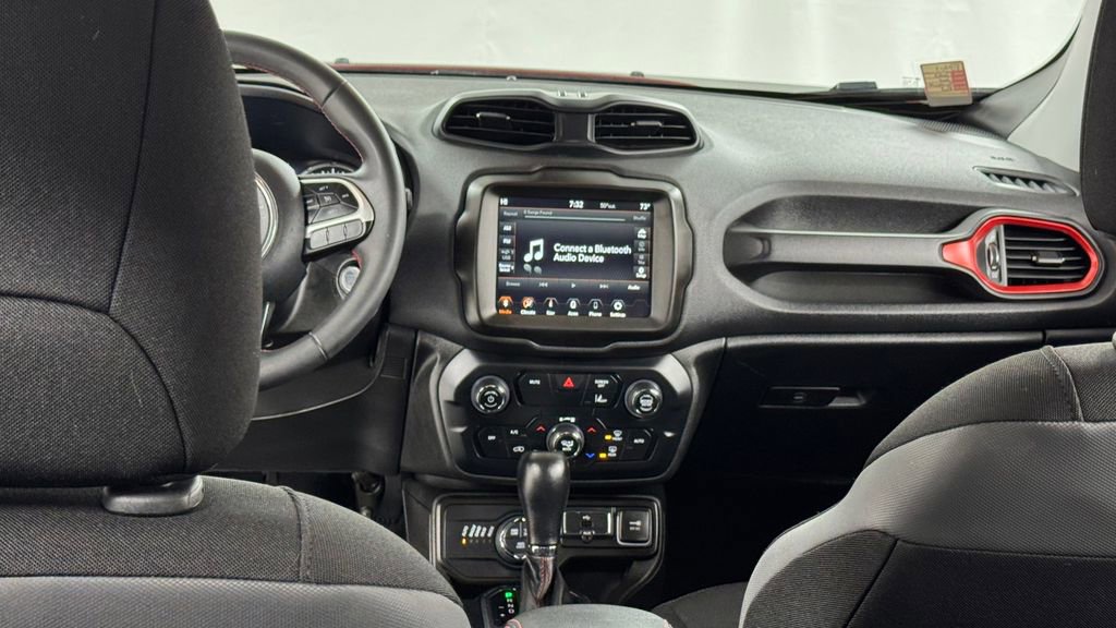 Used 2023 Jeep Renegade Trailhawk AWD/4WD image 16