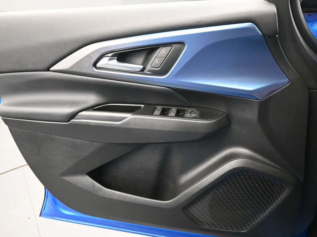 Used 2024 Chevrolet Equinox EV LT image 21