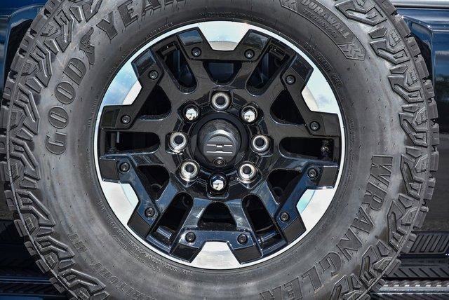 New 2025 GMC Hummer EV 2X w/ Extreme Off-Road Package image 13