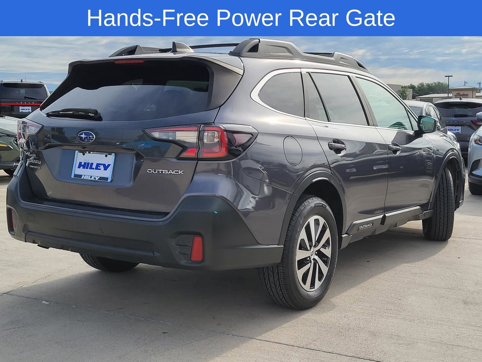 Used 2022 Subaru Outback Premium AWD/4WD image 4