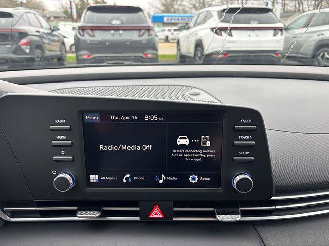 New 2026 Hyundai Elantra SE FWD image 9