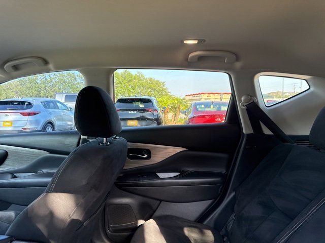 Used 2018 Nissan Murano SV image 24