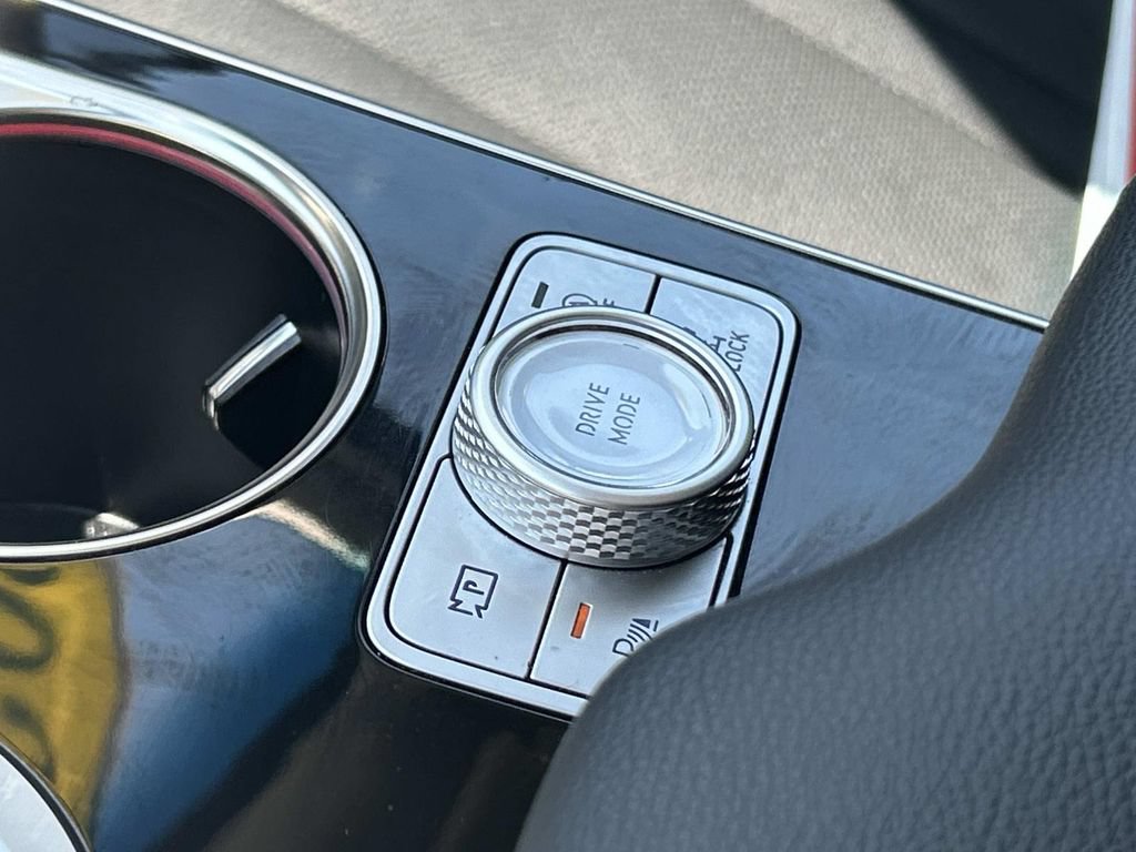 Used 2025 Genesis GV80 2.5T Standard AWD/4WD image 33