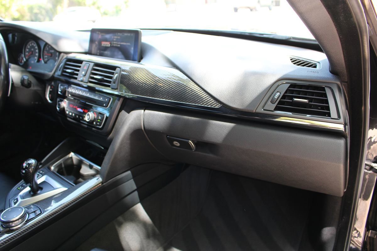 Used 2015 BMW M4 Convertible RWD image 46