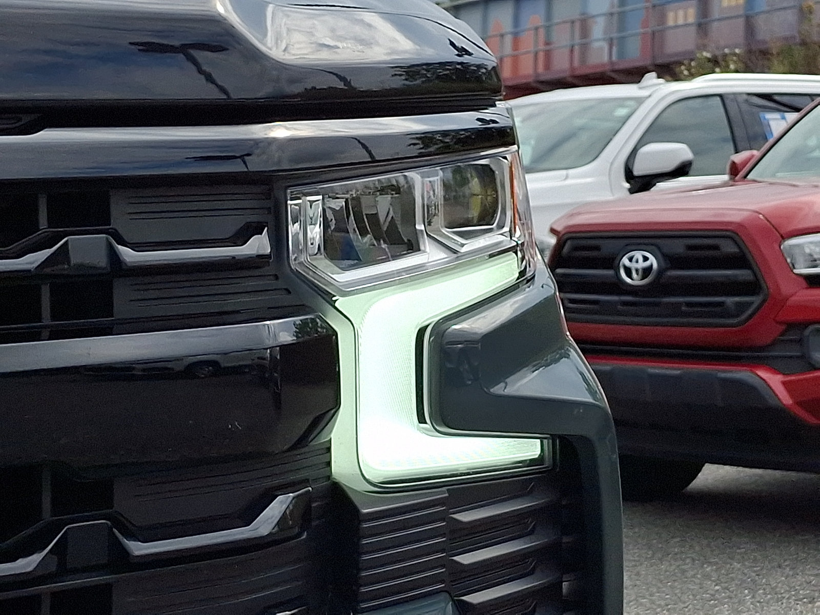 Certified 2025 Chevrolet Silverado 1500 LT Trail Boss w/ LT Trail Boss Premium Package AWD/4WD image 9