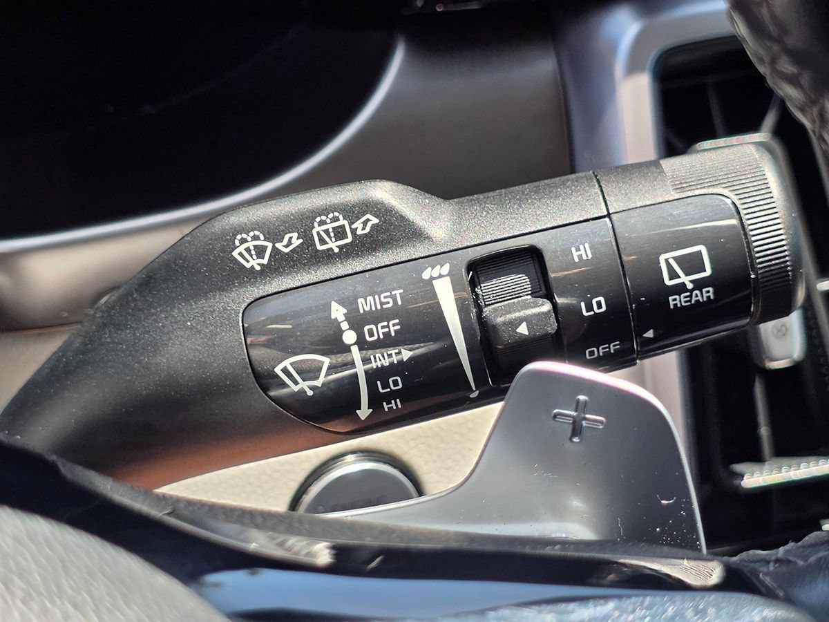 Used 2022 Kia Sorento S FWD image 49
