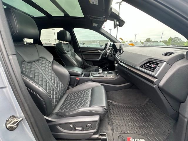 Used 2018 Audi SQ5 Premium Plus w/ Navigation Package AWD/4WD image 32