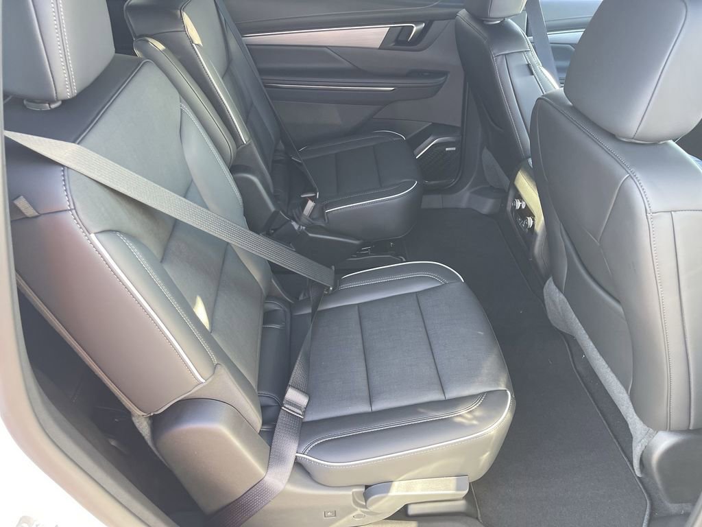 New 2025 Buick Enclave Preferred w/ Power Package image 28