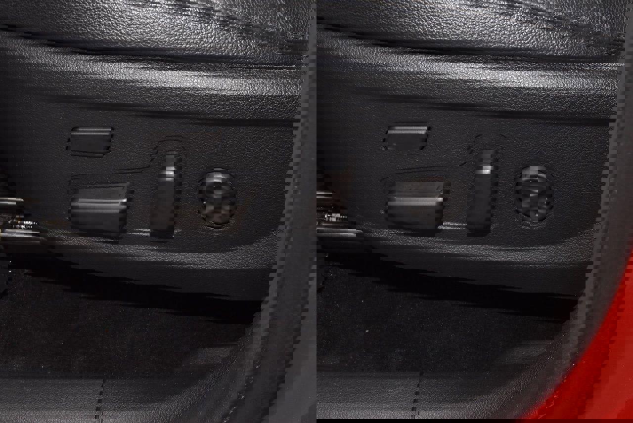 Used 2020 Hyundai Santa Fe Limited FWD image 36