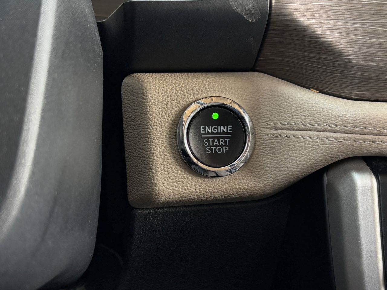 Certified 2024 Ford Expedition Limited RWD image 18
