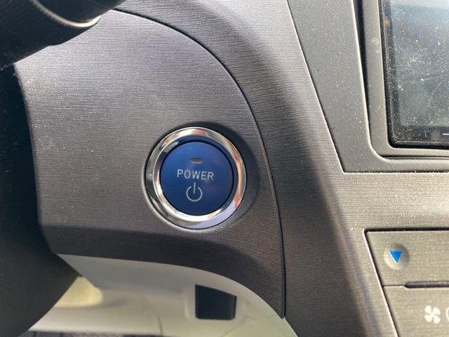 Used 2015 Toyota Prius Two FWD image 20