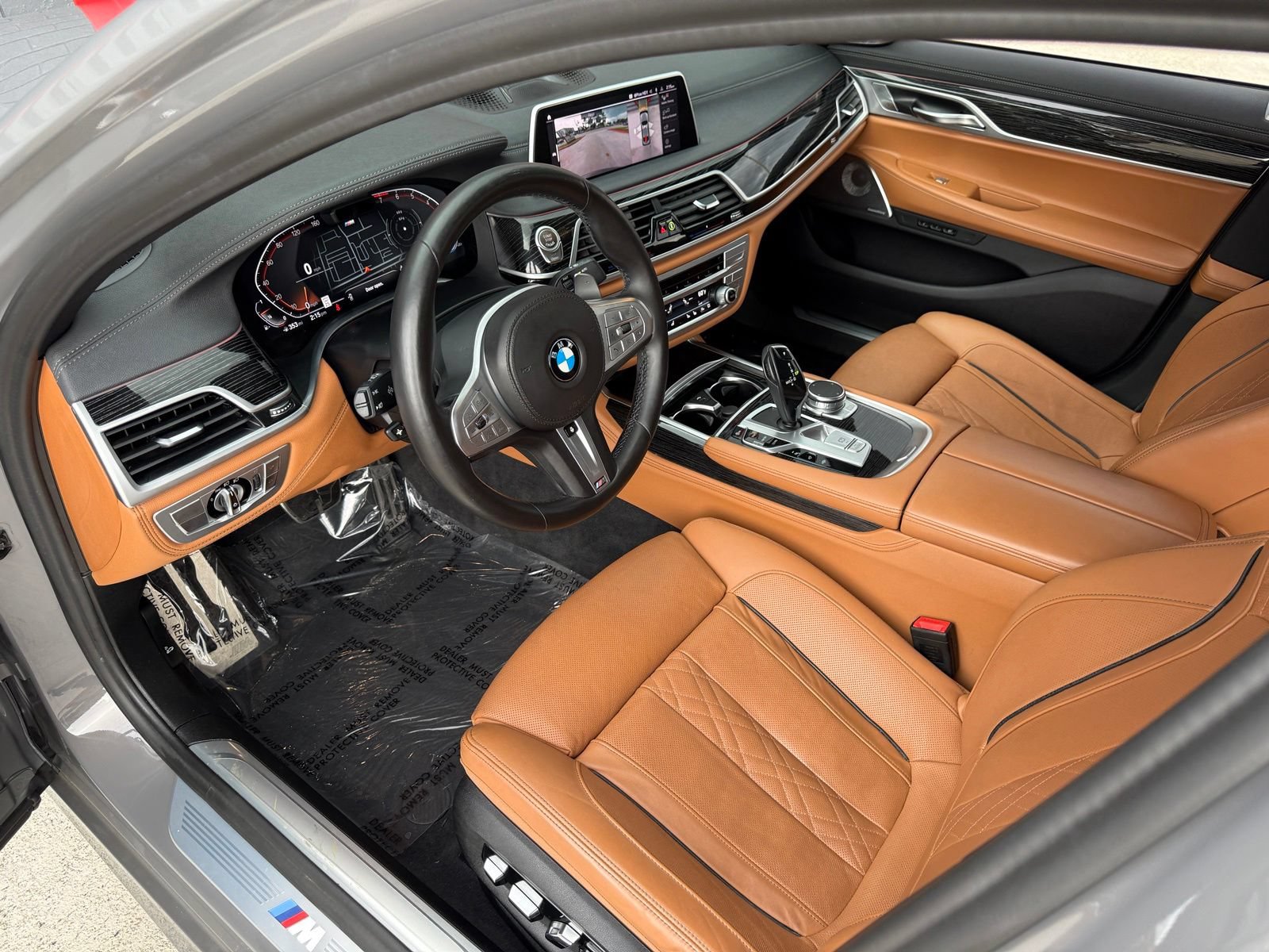 Used 2022 BMW 740i w/ M Sport Package RWD image 22