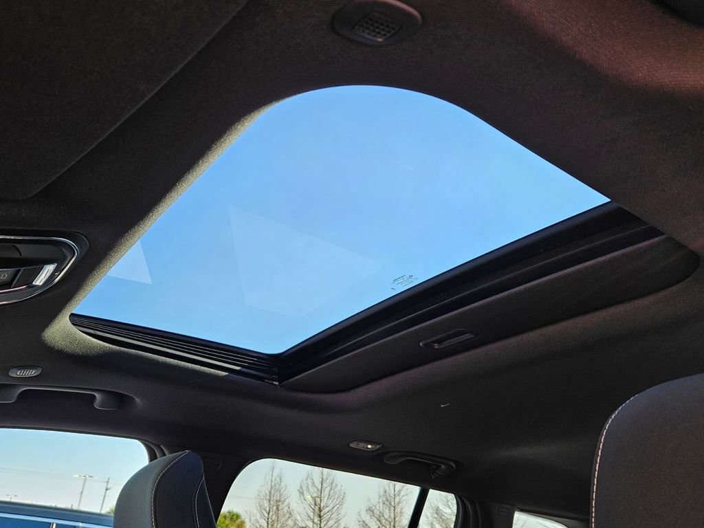 New 2025 Jeep Grand Cherokee Laredo X w/ Luxury Tech Group I image 25