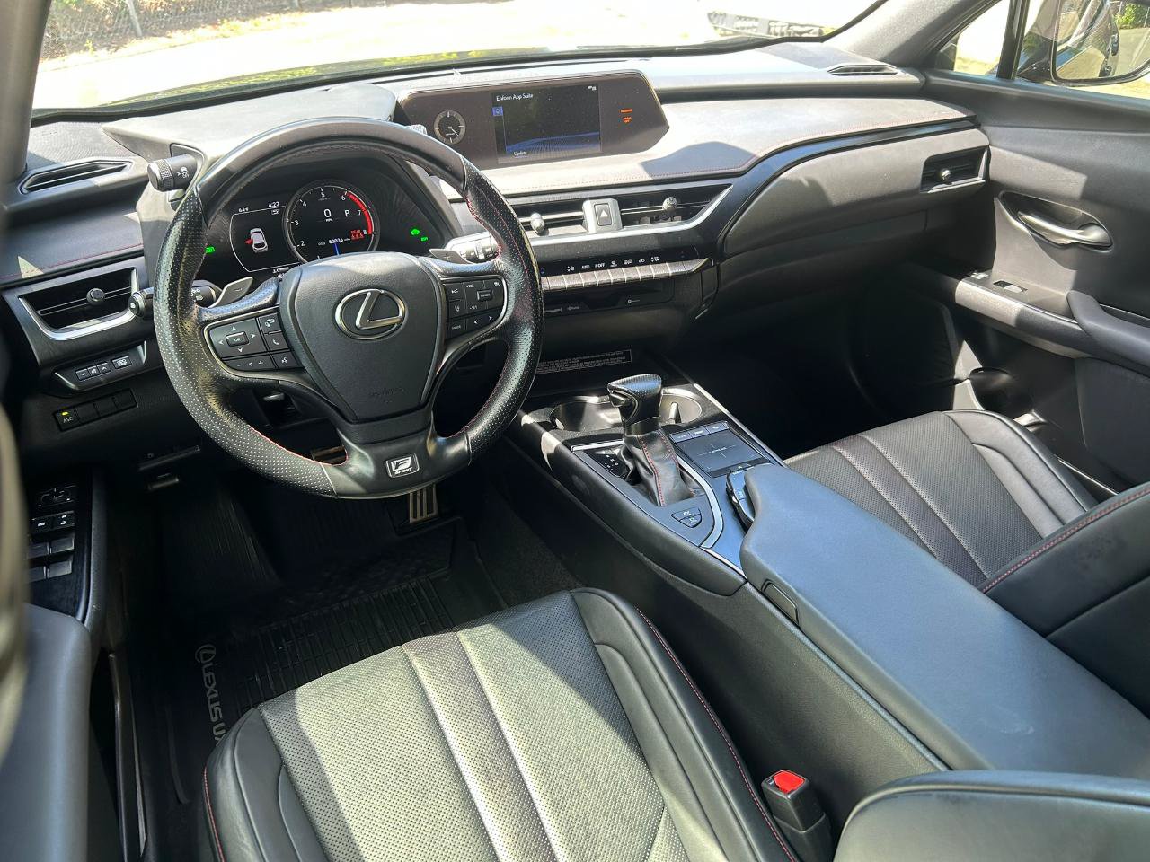 Used 2021 Lexus UX 250h F Sport AWD/4WD image 12