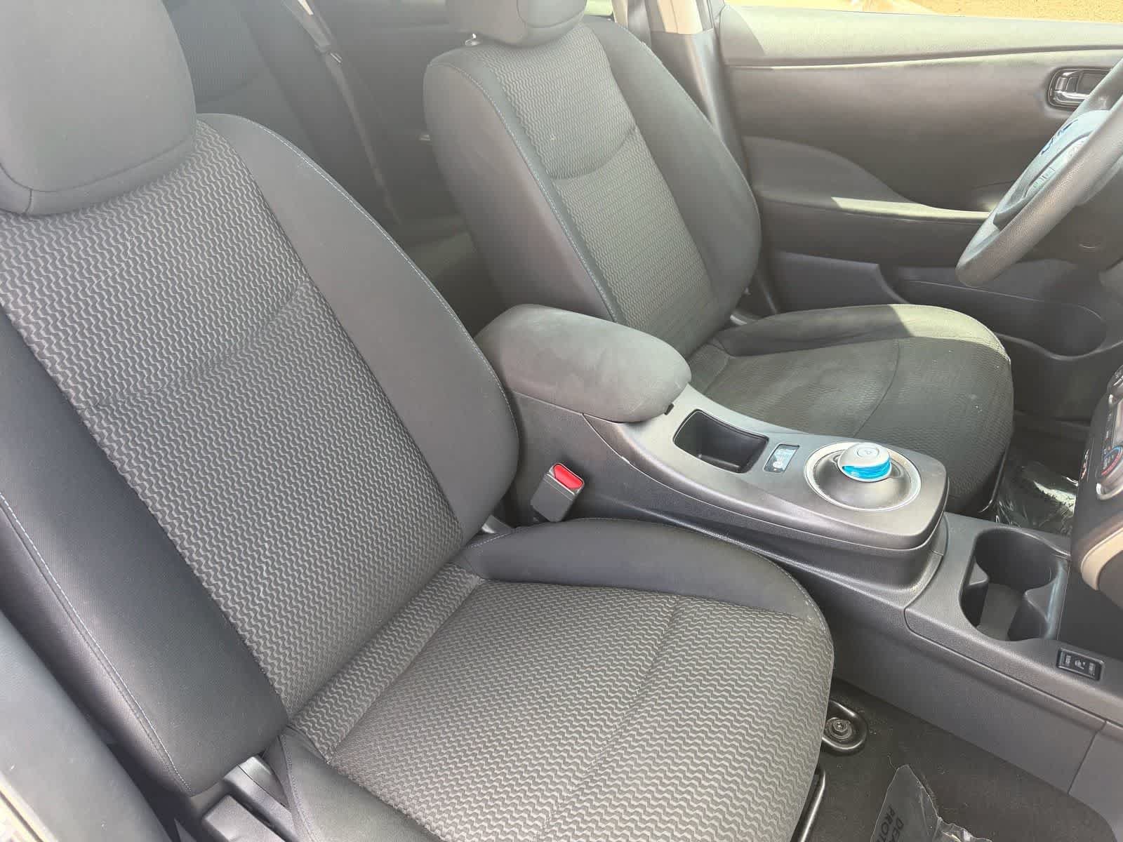 Certified 2017 Nissan Leaf S w/ Charge Package FWD image 15