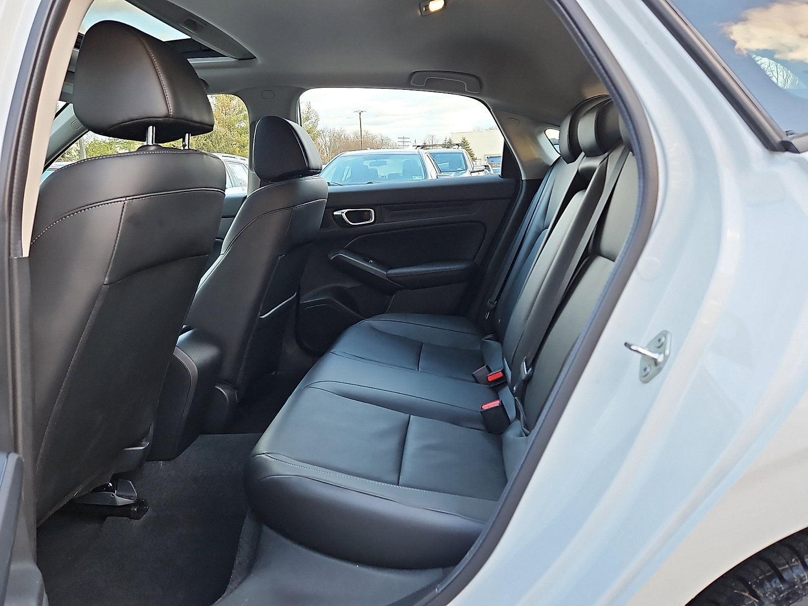 Used 2024 Honda Civic EX-L image 12