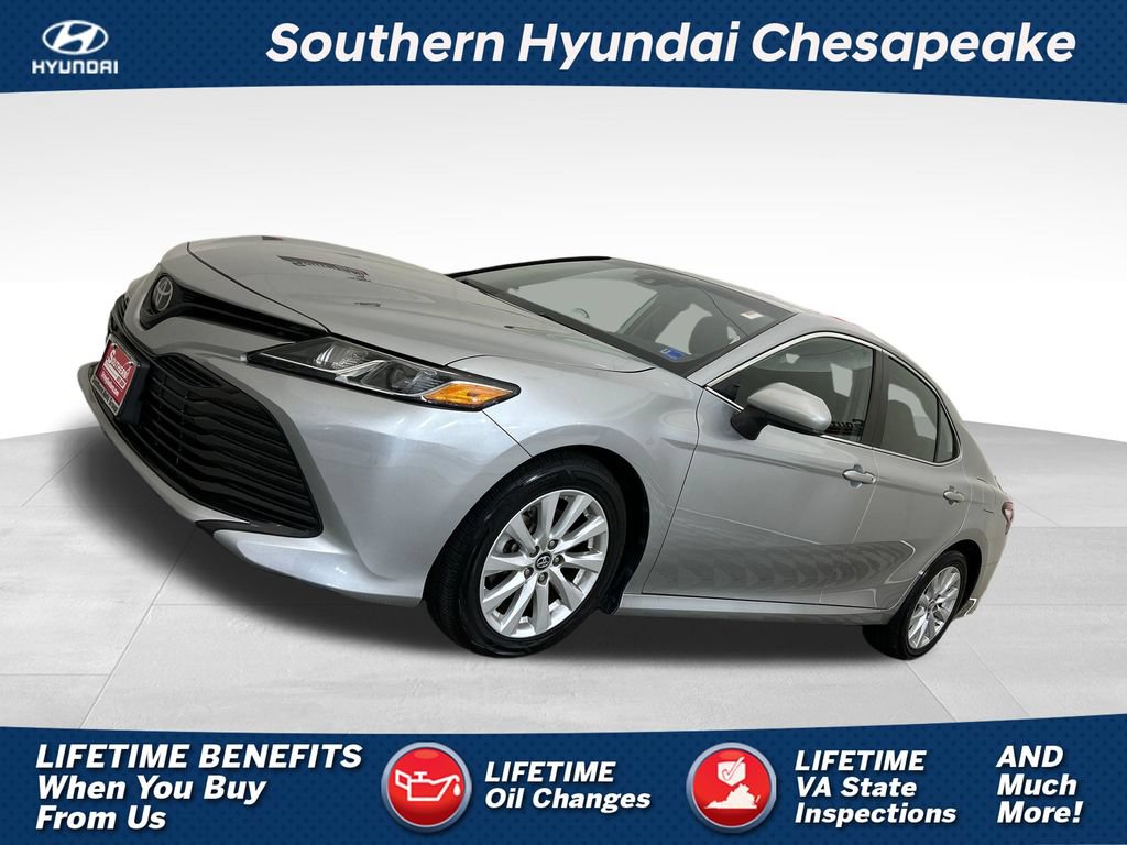 Used 2019 Toyota Camry LE FWD image 1