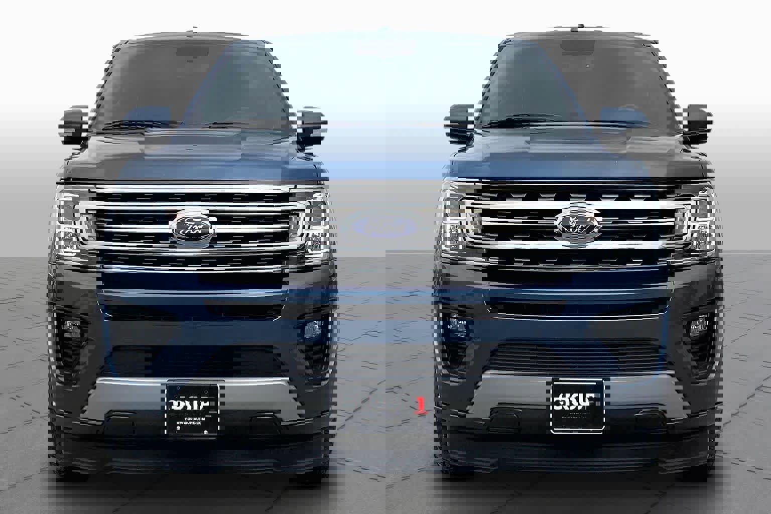 Used 2019 Ford Expedition XLT w/ Equipment Group 201A image 4