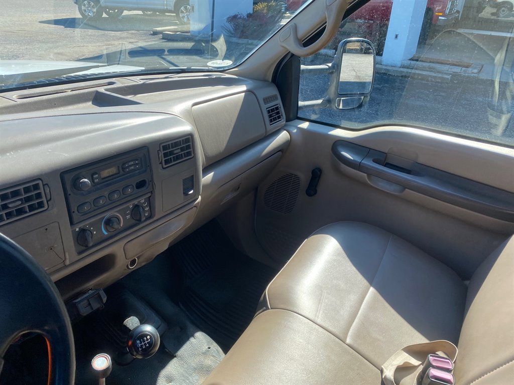 Used 2000 Ford F450 XL image 16