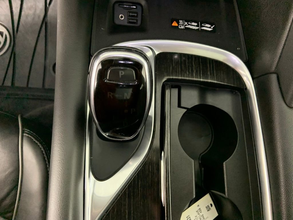 Used 2021 Buick Enclave Avenir w/ Avenir Technology Package image 33