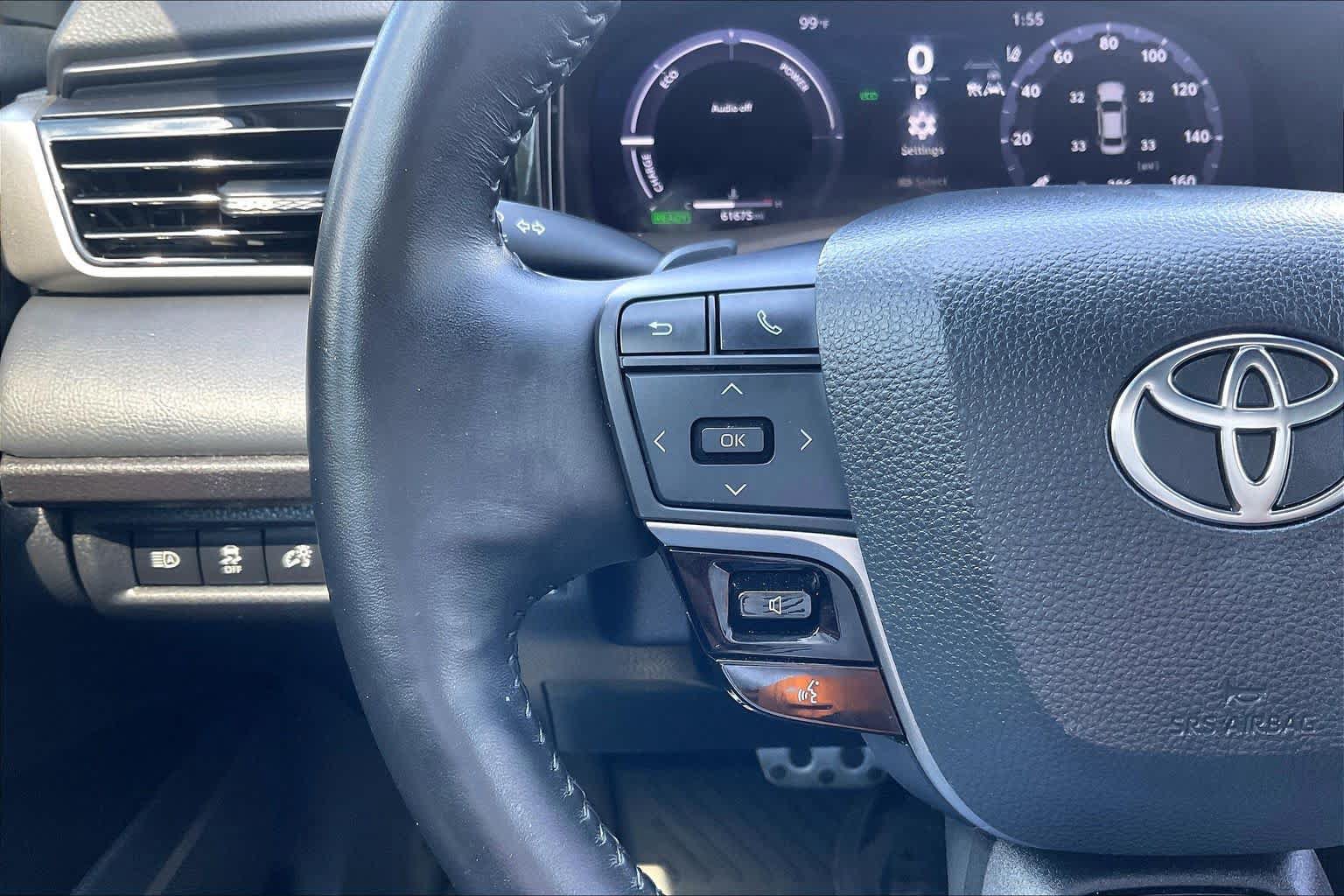 Used 2025 Toyota Camry XSE FWD image 23