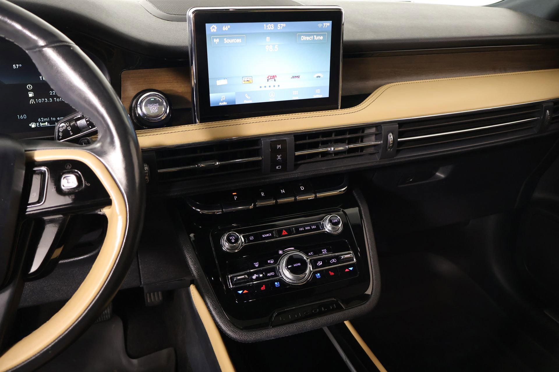 Used 2021 Lincoln Corsair Reserve w/ Elements Package FWD image 5