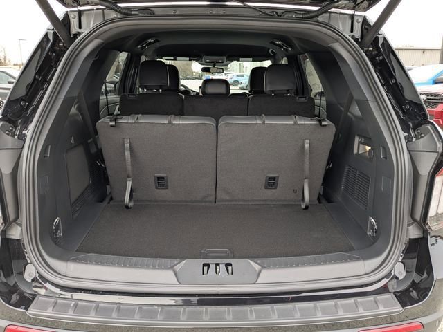 New 2026 Ford Explorer ST-Line w/ ST-Line Street Pack image 14