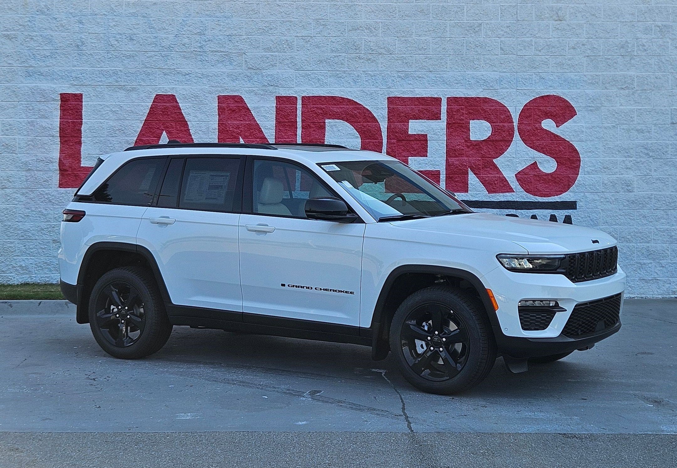 New 2025 Jeep Grand Cherokee Limited w/ Luxury Tech Group II