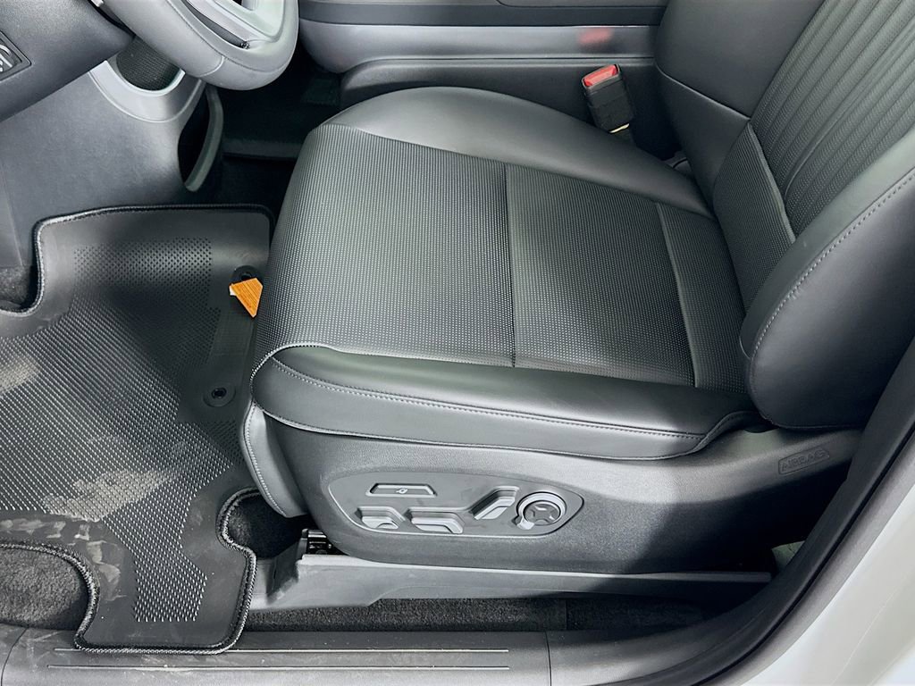 New 2026 Hyundai Ioniq 9 Calligraphy image 21