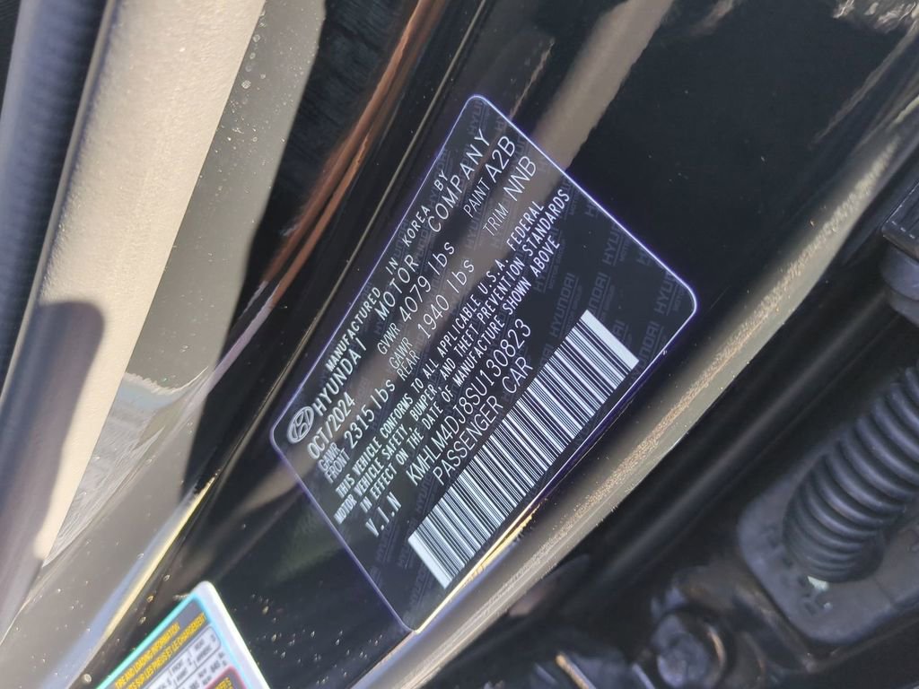 Certified 2025 Hyundai Elantra SEL FWD image 37