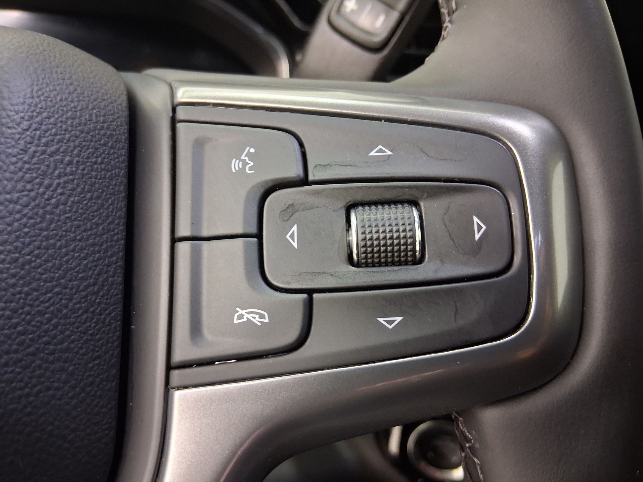 Used 2025 Chevrolet Silverado 1500 RST w/ Dark Appearance Package AWD/4WD image 19