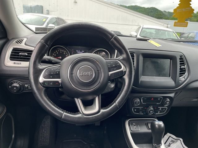 Used 2020 Jeep Compass Latitude image 13