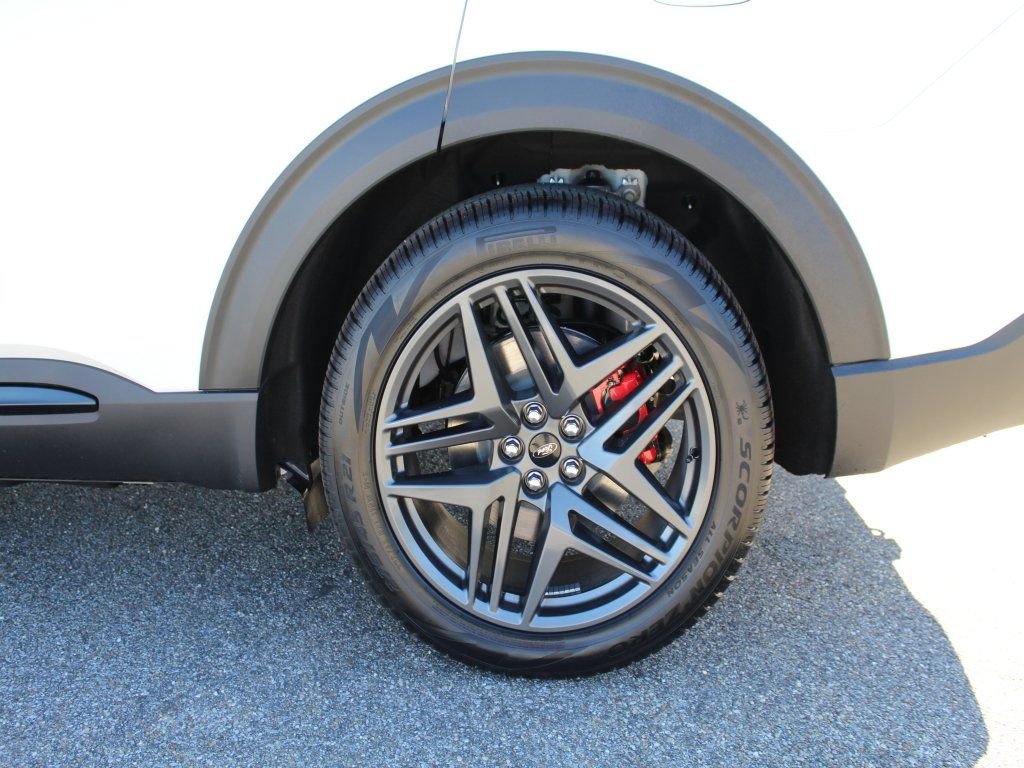 New 2026 Ford Explorer ST-Line w/ ST-Line Street Pack image 17