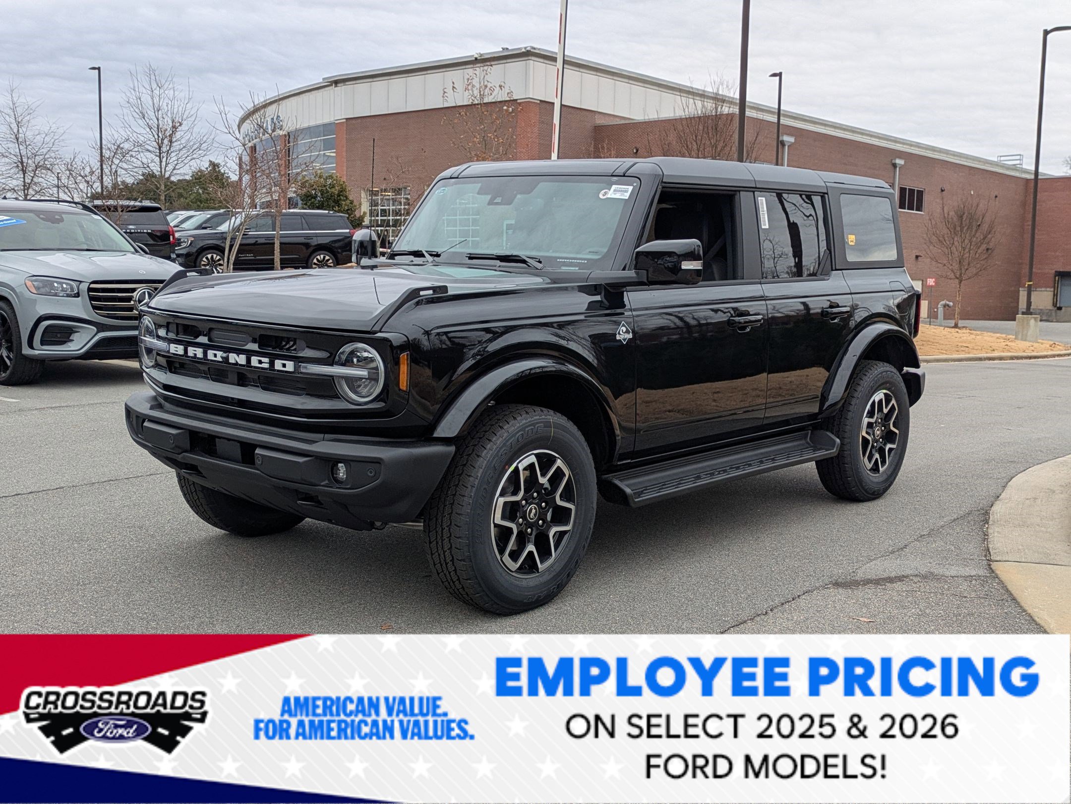 New 2025 Ford Bronco Outer Banks AWD/4WD image 8