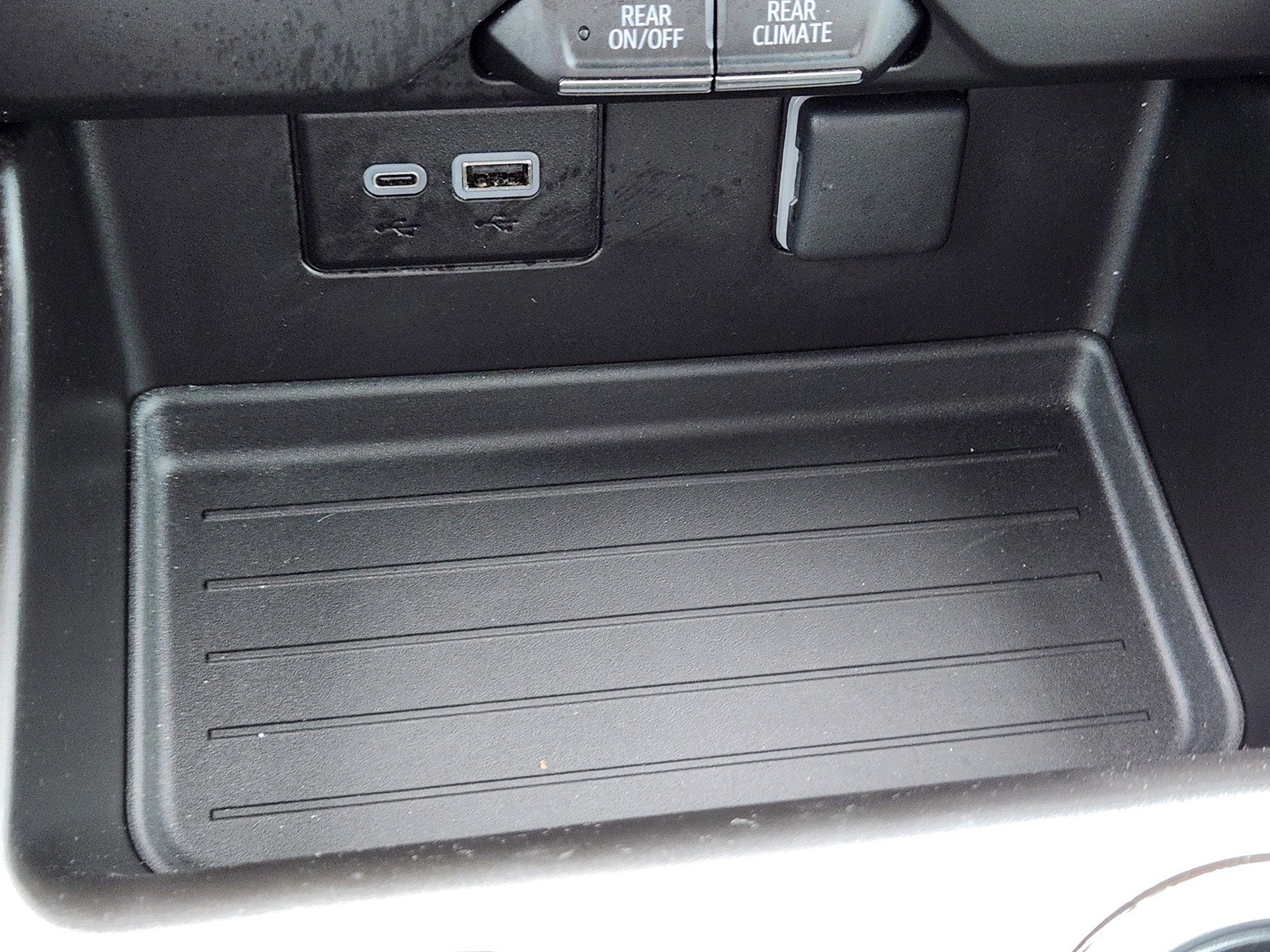 Used 2023 Chevrolet Tahoe LS RWD image 17