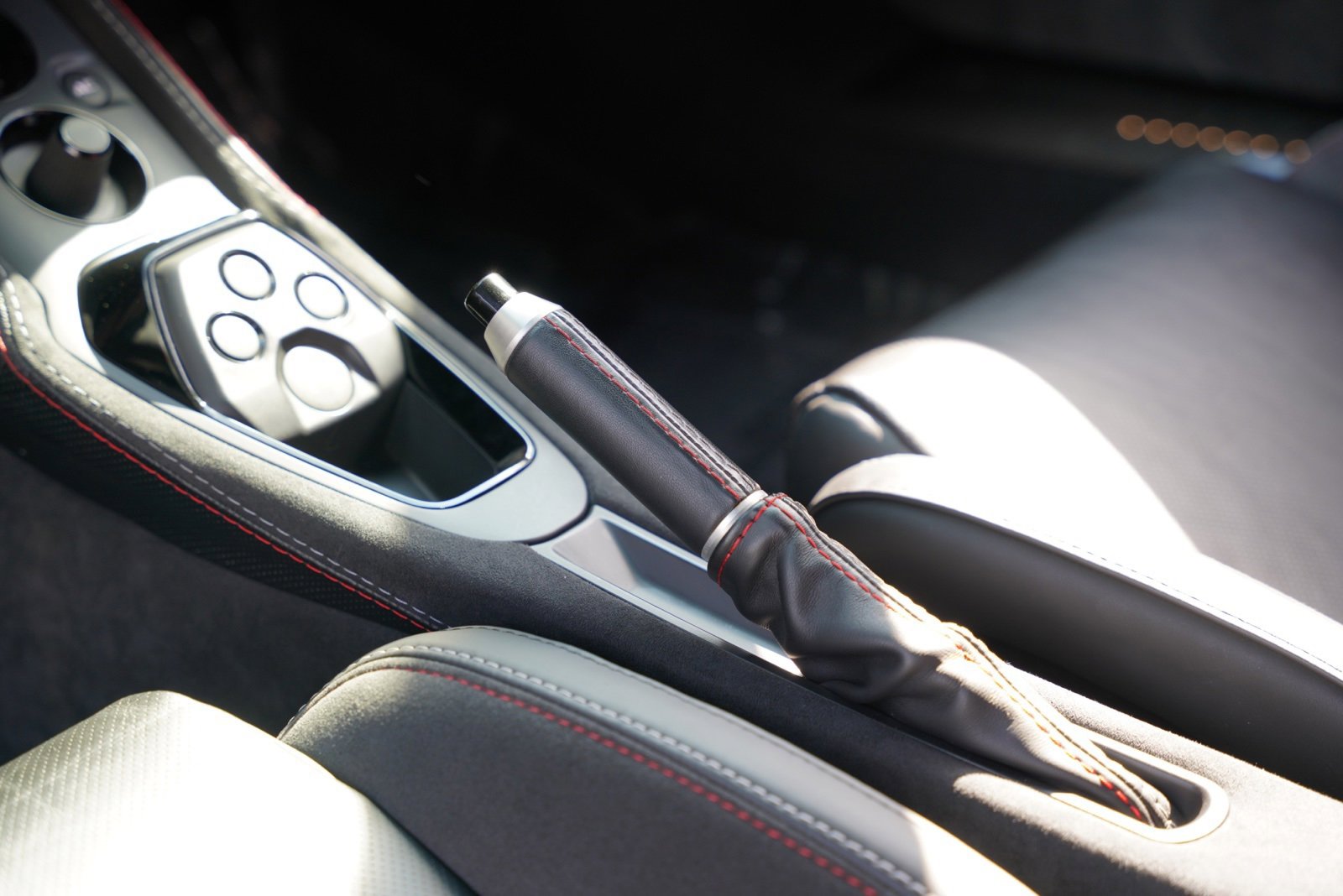 Used 2020 Lotus Evora image 18