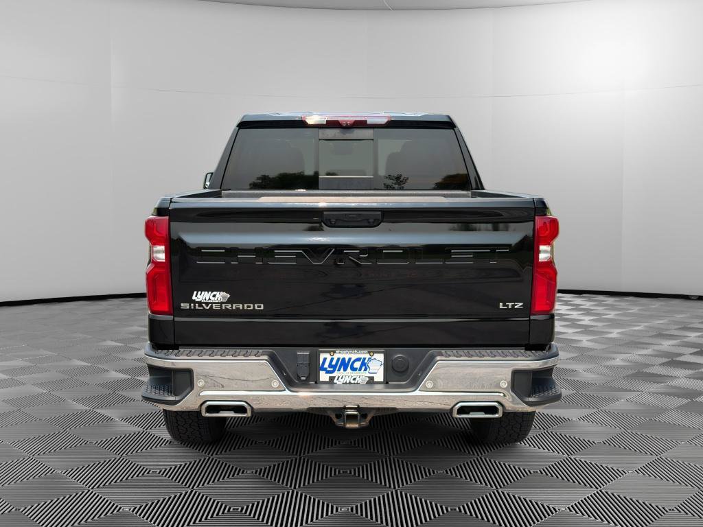 Used 2023 Chevrolet Silverado 1500 LTZ w/ Technology Package AWD/4WD image 3