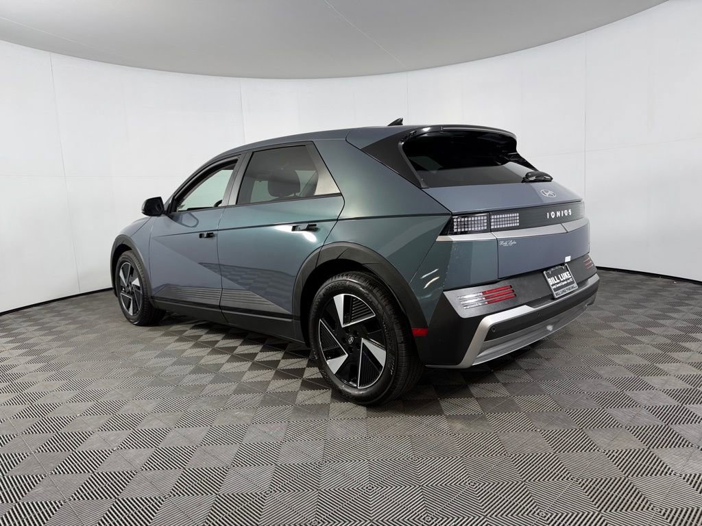 Used 2026 Hyundai Ioniq 5 SE image 9